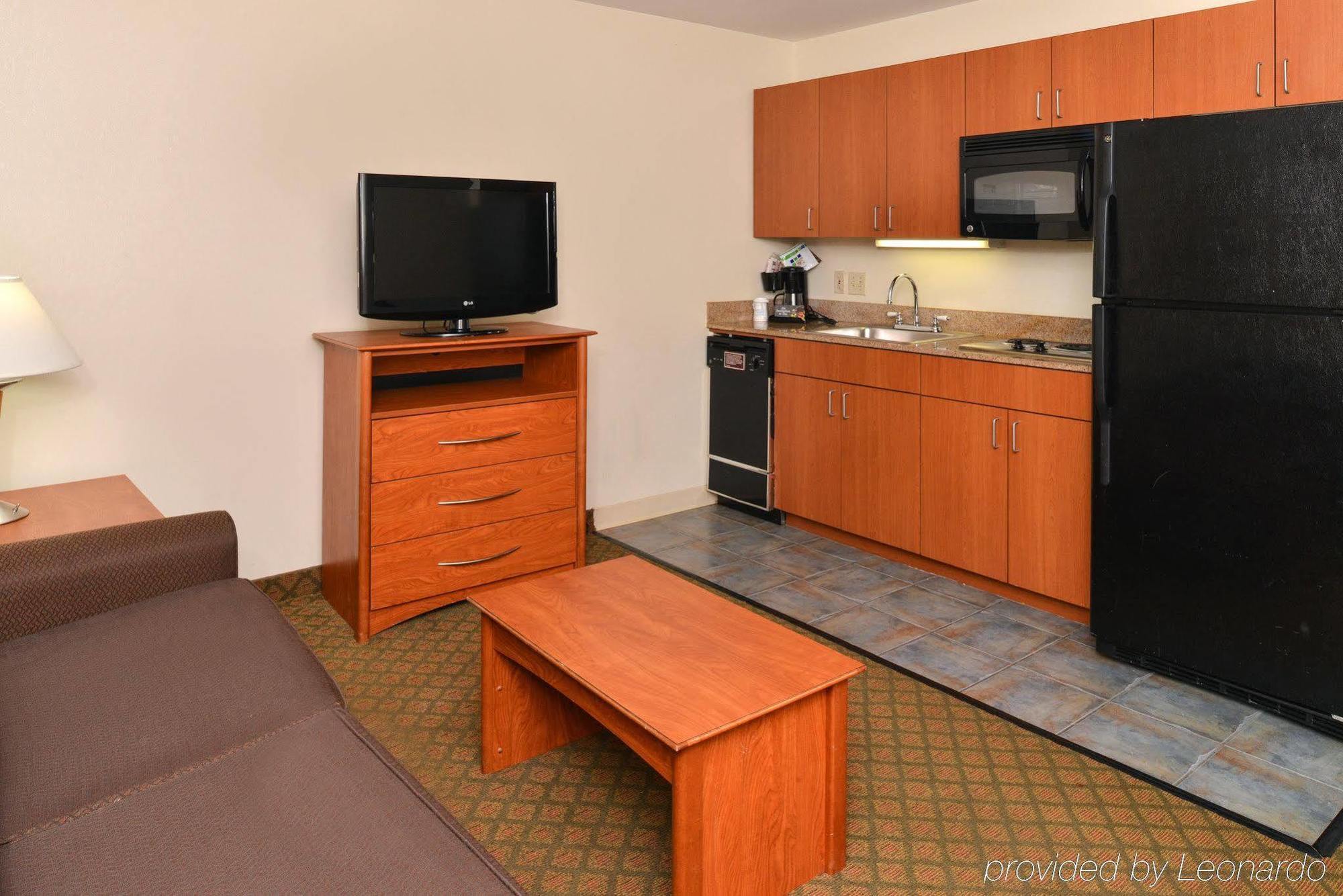 Holiday Inn Express Hotel & Suites Southfield - Detroit, An Ihg Hotel Exterior foto